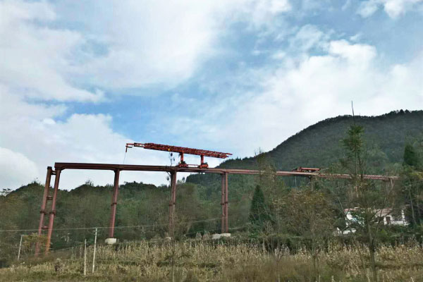 Bridge erecting machine